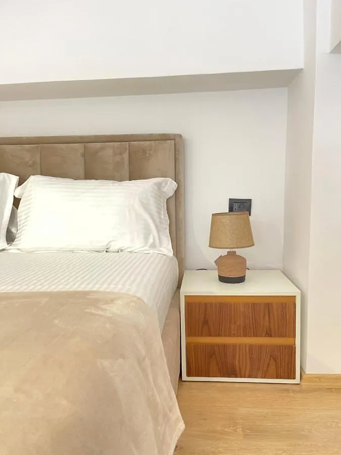 Duplex Lungomare Suites Vlore Albania