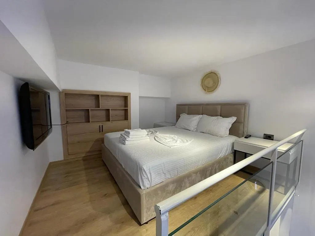 Apartment Duplex Lungomare Suites Vlore